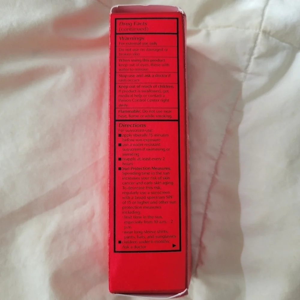 SHISEIDO // synchro skin glow luminizing fluid foundation in golden 5